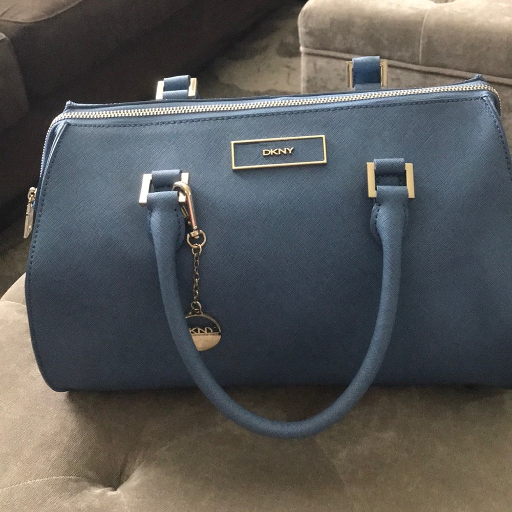 DKNY Medium Womens Bag